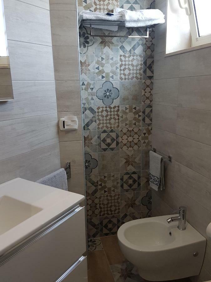 Apartament Attico Con Terrazza A Bari Zewnętrze zdjęcie