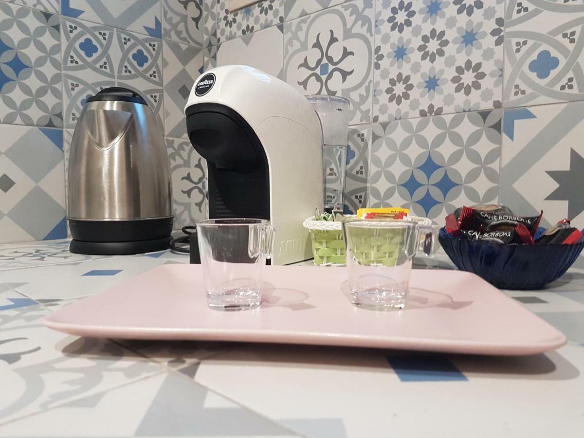 Apartament Attico Con Terrazza A Bari Zewnętrze zdjęcie