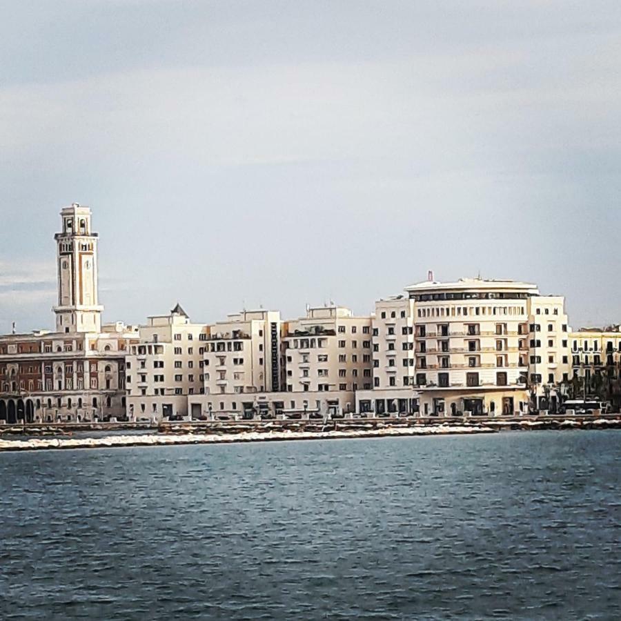 Apartament Attico Con Terrazza A Bari Zewnętrze zdjęcie