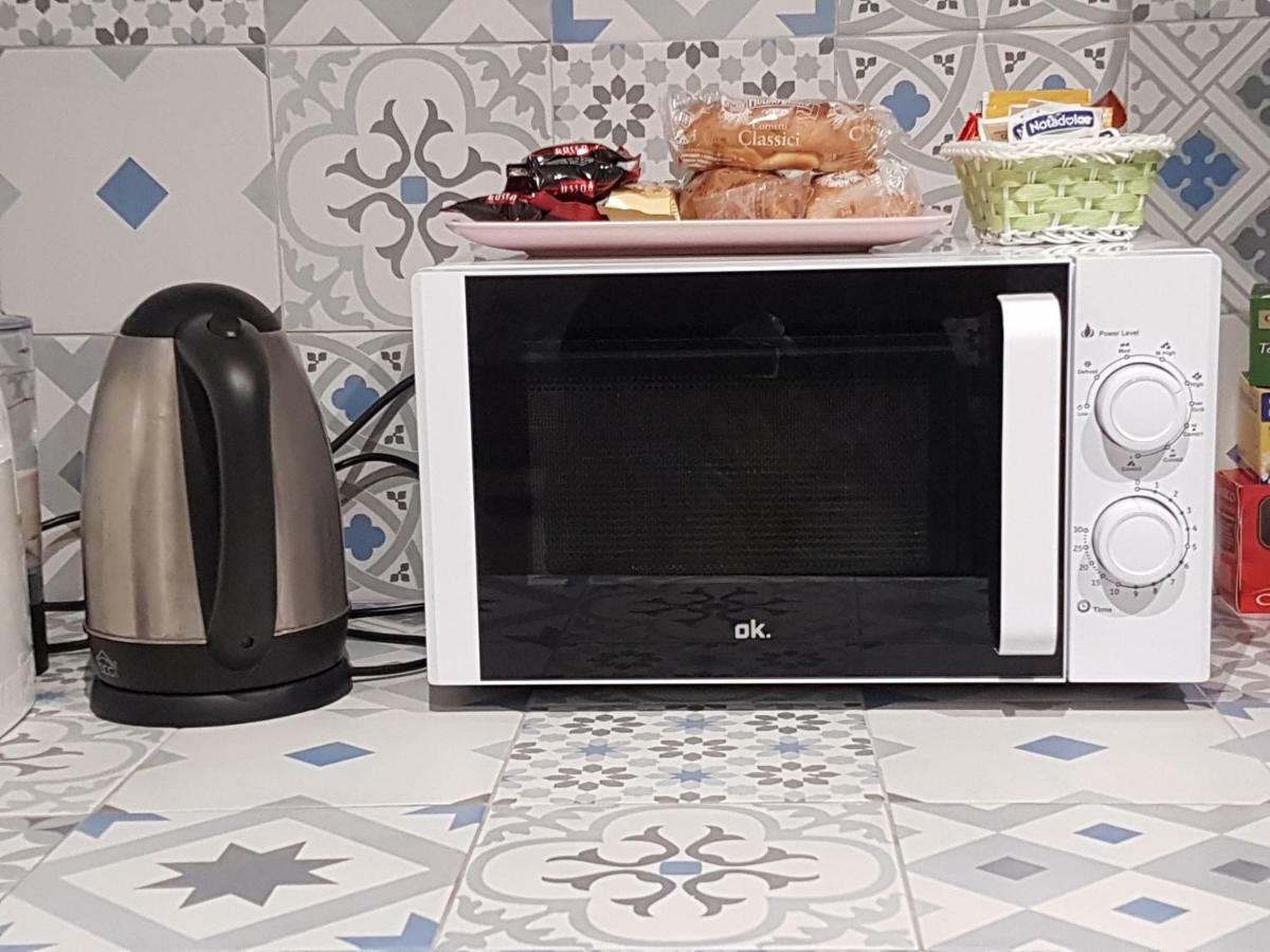 Apartament Attico Con Terrazza A Bari Zewnętrze zdjęcie