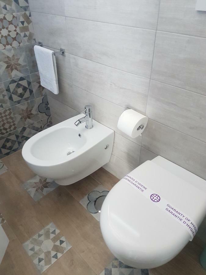 Apartament Attico Con Terrazza A Bari Zewnętrze zdjęcie
