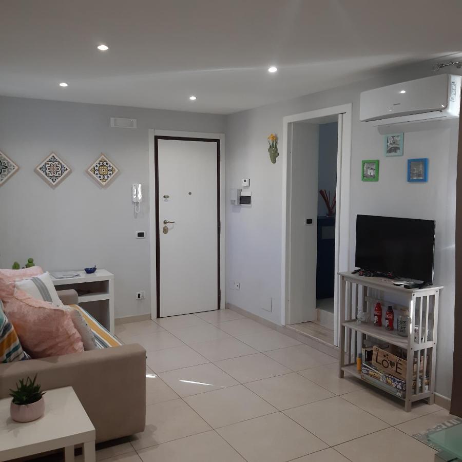 Apartament Attico Con Terrazza A Bari Zewnętrze zdjęcie
